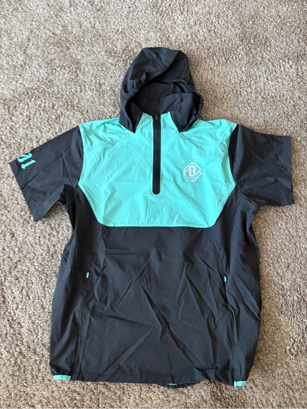 Men's Hooded Short-Sleeve Rash Guard in Black & Teal